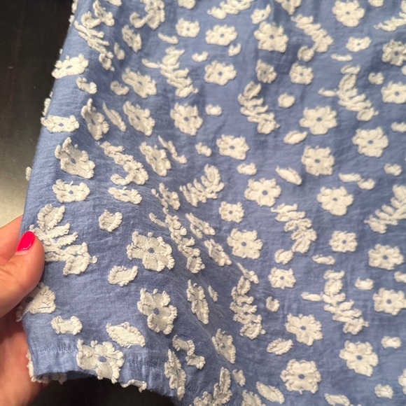 Ann Taylor Blue and White Floral Top - Picture 3 of 4